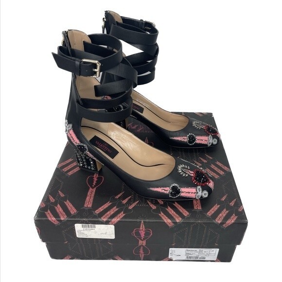 Valentino Garavani Love Blade Embellished Ankle Strap 65mm Pumps, Black, size 7 - Picture 2 of 15